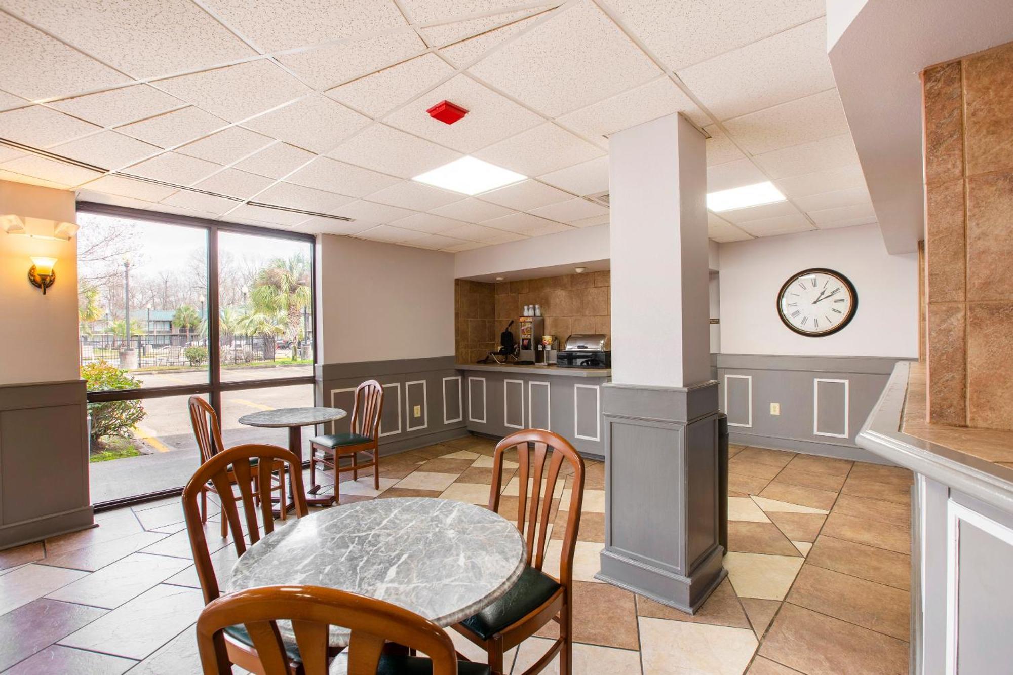 Oyo Hotel Port Allen La I-10 West Dış mekan fotoğraf